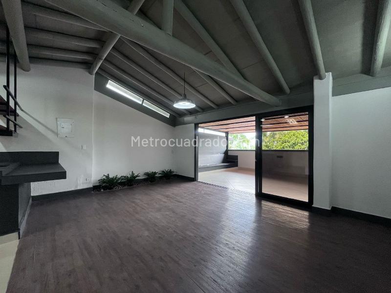 Apartamento Tipo Loft de 1 Alcoba en Envigado - 2