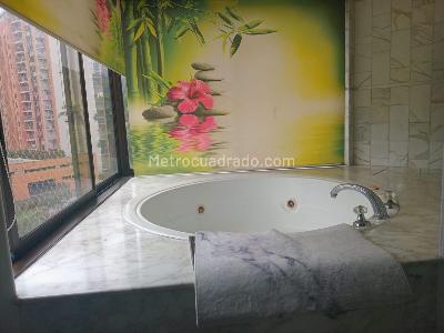 Apartamento de 4 alcobas en venta en El Poblado, Medellín, 468 m² · foto 18 de 20