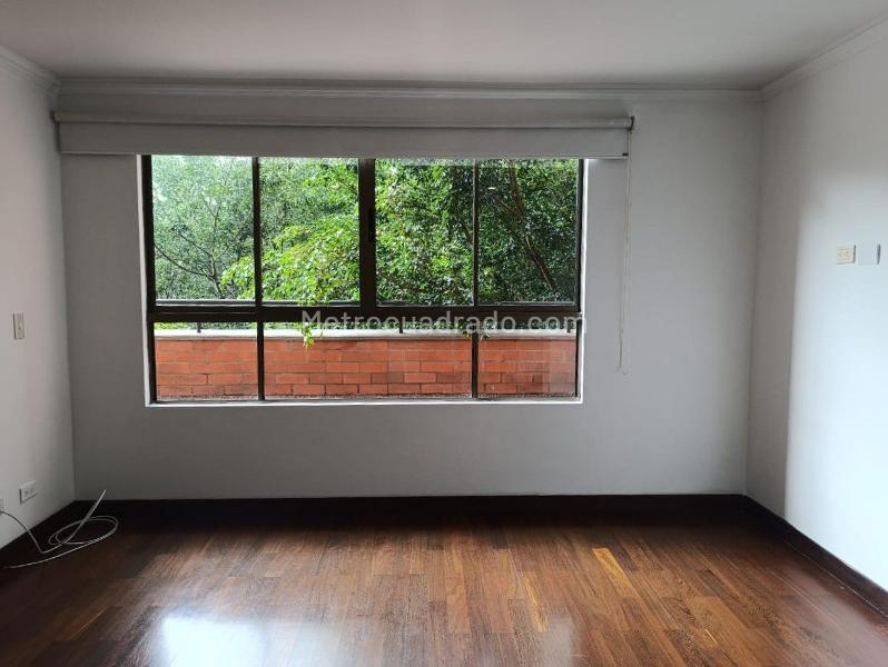 Cozy 1BR Apartment in Quiet Area of El Poblado - 6