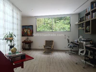 Casa de 4 alcobas en venta en El Poblado, Medellín, 590 m² · foto 9 de 20
