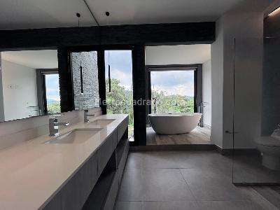 Casa de 4 alcobas en venta en Envigado, Envigado, 507 m² · foto 18 de 20