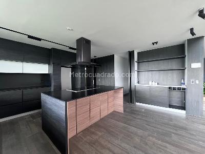 Casa de 4 alcobas en venta en Envigado, Envigado, 507 m² · foto 6 de 20
