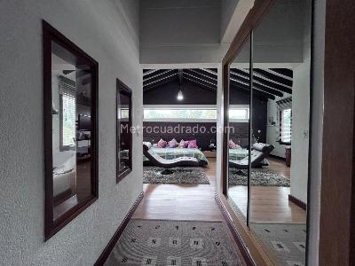 Casa de 4 alcobas en venta en Envigado, Envigado, 450 m² · foto 14 de 19