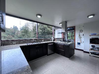 Casa de 4 alcobas en venta en Envigado, Envigado, 450 m² · foto 7 de 19