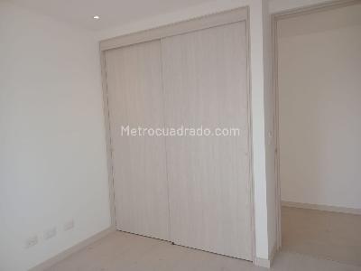 Apartamento de 3 alcobas en arriendo en El Poblado, Medellín, 86 m² · foto 12 de 16