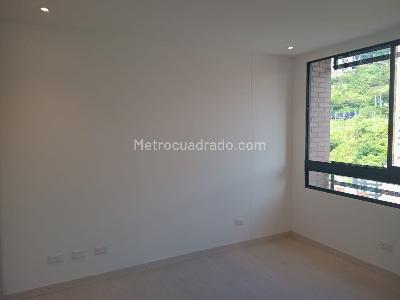 Apartamento de 3 alcobas en arriendo en El Poblado, Medellín, 86 m² · foto 7 de 16