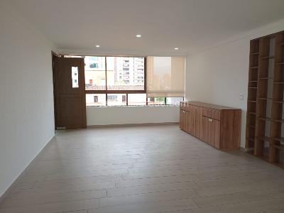 Apartamento de 3 alcobas en venta en El Poblado, Medellín, 211 m² · foto 5 de 18