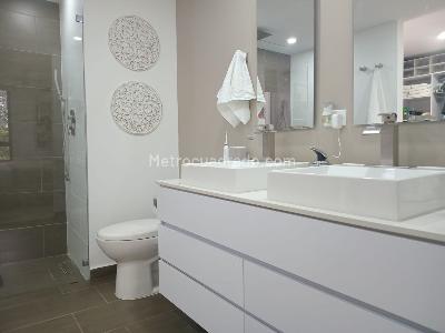 Apartamento de 3 alcobas en venta en El Poblado, Medellín, 130 m² · foto 17 de 19