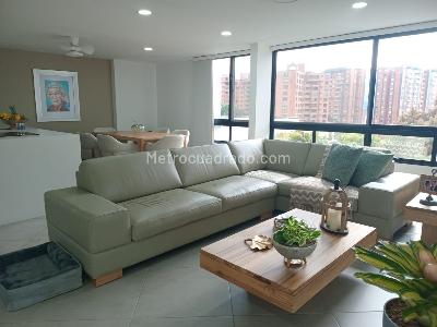 Apartamento de 3 alcobas en venta en El Poblado, Medellín, 130 m² · foto 3 de 19
