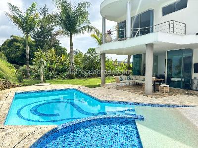 Casa de 5 alcobas en venta en El Poblado, Medellín, 600 m² · foto 17 de 19