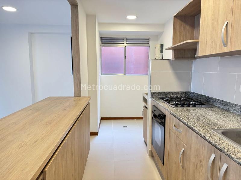 2BR Apartment with Study in El Poblado - 8