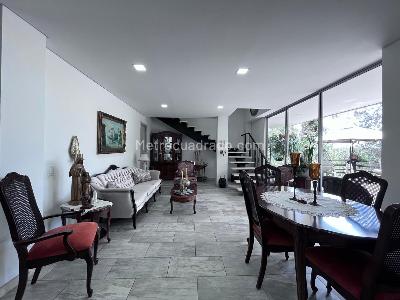 Casa de 5 alcobas en venta en Envigado, Envigado, 560 m² · foto 5 de 20