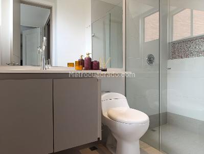 Apartamento de 3 alcobas en venta en El Poblado, Medellín, 160 m² · foto 17 de 18