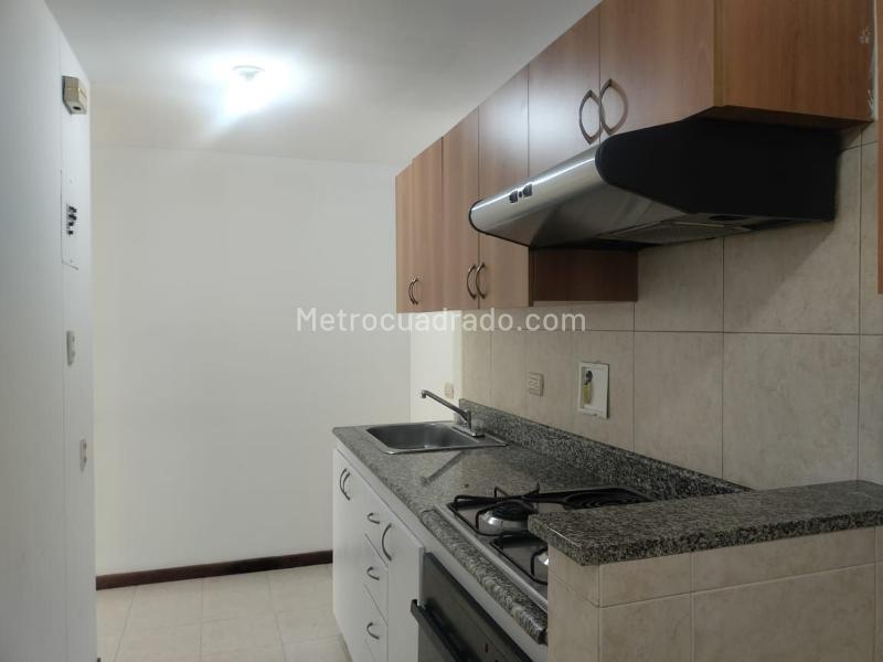 Apartamento Moderno de 2 Alcobas con Piscina en El Poblado - 7