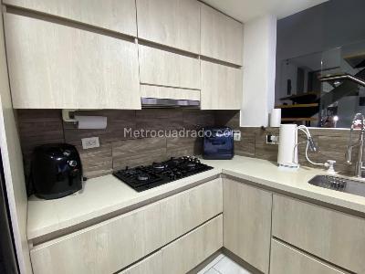 Apartamento en venta en Envigado, Envigado · foto 4 de 14