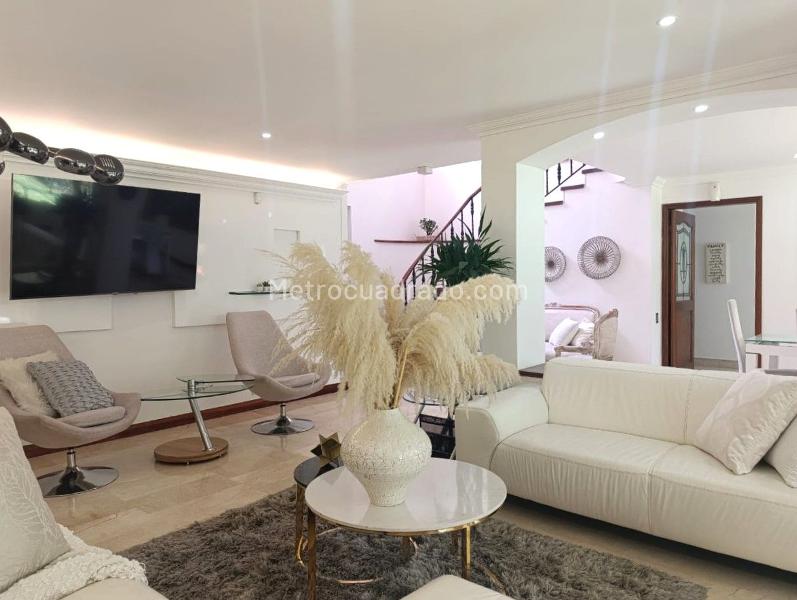 Casa – Medellín - Vista 3