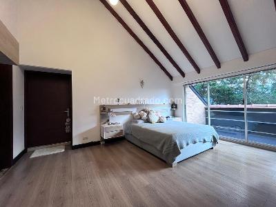 Casa de 4 alcobas en venta en Envigado, Envigado, 650 m² · foto 8 de 20