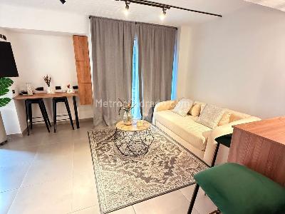 Apartamento en venta en El Poblado, Medellín · foto 2 de 11