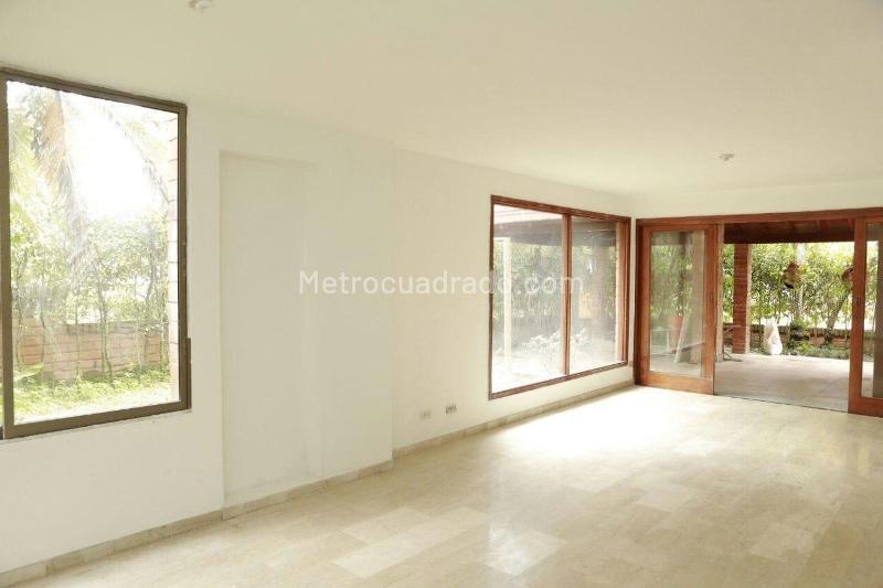 3BR House for Rent in El Poblado Gated Community (4 Baths) - 4