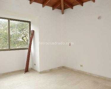 Casa de 3 alcobas en venta en El Poblado, Medellín, 280 m² · foto 11 de 11