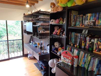 Casa de 3 alcobas en venta en Rionegro, Rionegro, 300 m² · foto 5 de 12