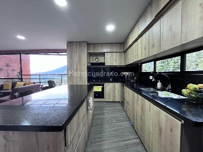 Casa en venta en Envigado, Envigado · foto 6 de 20