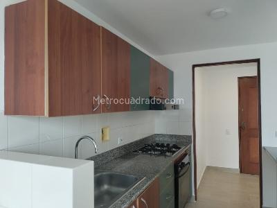 Apartamento de 1 alcoba en arriendo en El Poblado, Medellín, 62 m² · foto 7 de 11