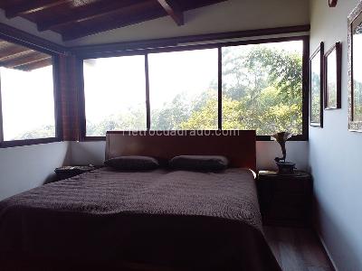 Casa de 3 alcobas en venta en Envigado, Envigado, 220 m² · foto 11 de 19