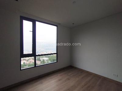 Apartamento de 3 alcobas en venta en Altos Del Poblado, Medellín, 140 m² · foto 11 de 14