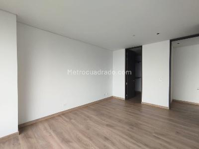 Apartamento de 3 alcobas en venta en Altos Del Poblado, Medellín, 140 m² · foto 9 de 14
