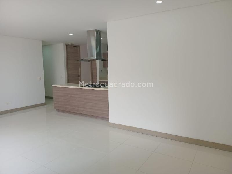 Apartamento de 2 Alcobas en Castropol, Unidad Cerrada - 2