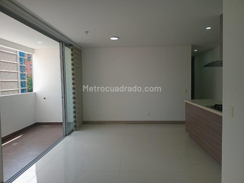 Apartamento de 2 Alcobas en Castropol, Unidad Cerrada - 3