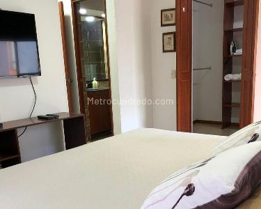 Apartamento de 3 alcobas en arriendo en El Poblado, Medellín, 80 m² · foto 9 de 13