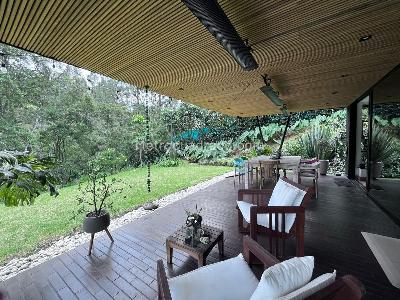 Casa de 4 alcobas en arriendo en Envigado, Envigado, 361 m² · foto 17 de 19