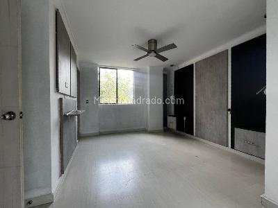 Apartamento de 2 alcobas en arriendo en El Poblado, Medellín, 100 m² · foto 9 de 12