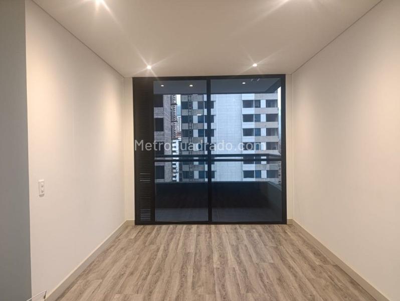 Apartamento Tipo Estudio de 1 Alcoba con Balcón en El Poblado