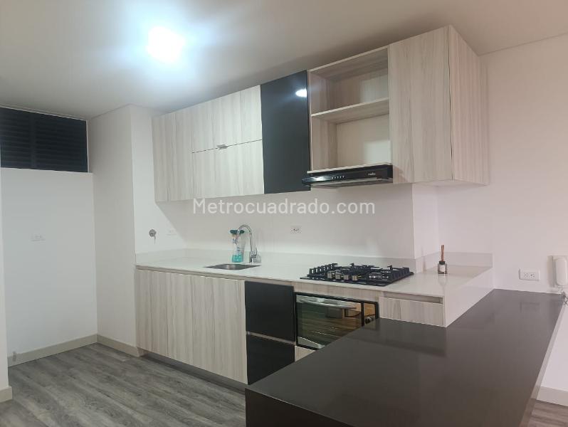 Apartamento Tipo Estudio de 1 Alcoba con Balcón en El Poblado - 5