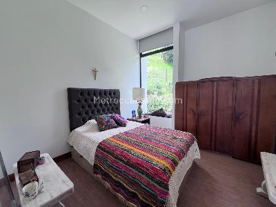 Casa de 4 alcobas en venta en Envigado, Envigado, 390 m² · foto 11 de 20