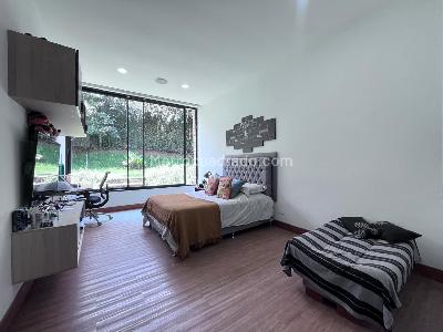 Casa de 4 alcobas en venta en Envigado, Envigado, 390 m² · foto 13 de 20