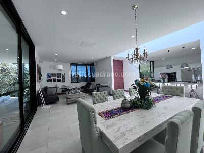 Casa de 4 alcobas en venta en Envigado, Envigado, 390 m² · foto 4 de 20