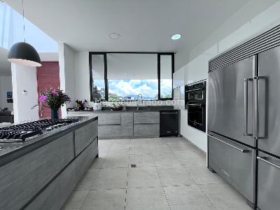 Casa de 4 alcobas en venta en Envigado, Envigado, 390 m² · foto 7 de 20