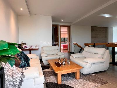 Casa de 5 alcobas en venta en Envigado, Envigado, 450 m² · foto 12 de 19