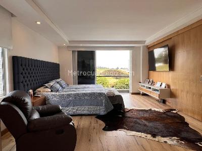 Casa de 5 alcobas en venta en Envigado, Envigado, 450 m² · foto 9 de 19