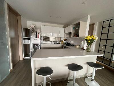 Apartamento de 3 alcobas en venta en El Poblado, Medellín, 123 m² · foto 4 de 11