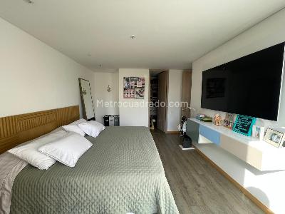 Apartamento de 3 alcobas en venta en El Poblado, Medellín, 123 m² · foto 6 de 11