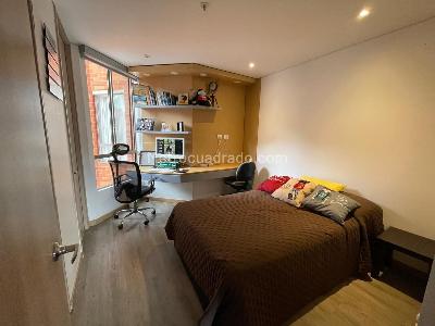 Apartamento de 3 alcobas en venta en El Poblado, Medellín, 123 m² · foto 9 de 11