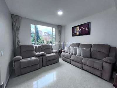 Casa de 4 alcobas en venta en Envigado, Envigado, 190 m² · foto 19 de 20
