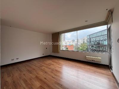 Apartamento de 2 alcobas en venta en El Poblado, Medellín, 136 m² · foto 11 de 19