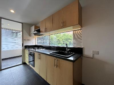 Apartamento de 2 alcobas en venta en El Poblado, Medellín, 136 m² · foto 7 de 19