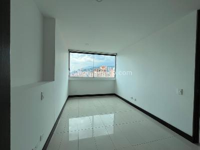 Apartamento de 1 alcoba en arriendo en Alejandría, Medellín, 53 m² · foto 3 de 11